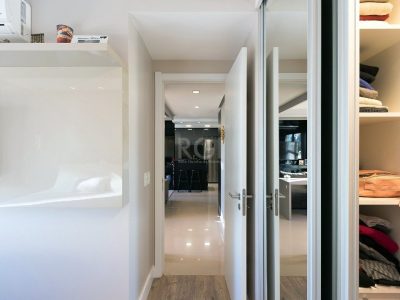 Apartamento à venda com 67m², 2 quartos, 1 suíte, 1 vaga no bairro Cristal em Porto Alegre - Foto 24