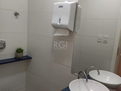 Apartamento à venda com 93m², 3 quartos, 1 suíte, 1 vaga no bairro Petrópolis em Porto Alegre - Foto 35