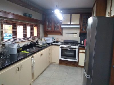 Casa Condominio à venda com 555m², 5 quartos, 1 suíte, 2 vagas no bairro Tristeza em Porto Alegre - Foto 24