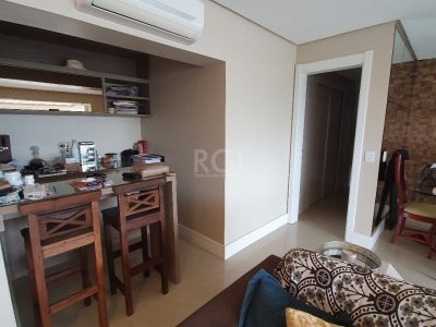 Apartamento à venda com 162m², 3 quartos, 3 suítes, 3 vagas no bairro Central Parque em Porto Alegre - Foto 4