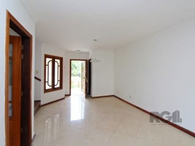 Casa à venda com 172m², 3 quartos, 2 suítes, 2 vagas no bairro Ipanema em Porto Alegre - Foto 5