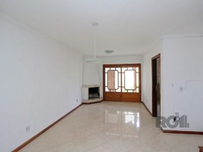 Casa à venda com 172m², 3 quartos, 2 suítes, 2 vagas no bairro Ipanema em Porto Alegre - Foto 8