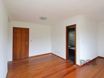 Casa à venda com 172m², 3 quartos, 2 suítes, 2 vagas no bairro Ipanema em Porto Alegre - Foto 20