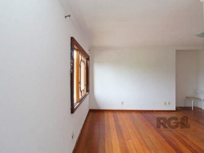 Casa à venda com 172m², 3 quartos, 2 suítes, 2 vagas no bairro Ipanema em Porto Alegre - Foto 22