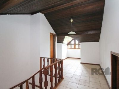 Casa à venda com 172m², 3 quartos, 2 suítes, 2 vagas no bairro Ipanema em Porto Alegre - Foto 32