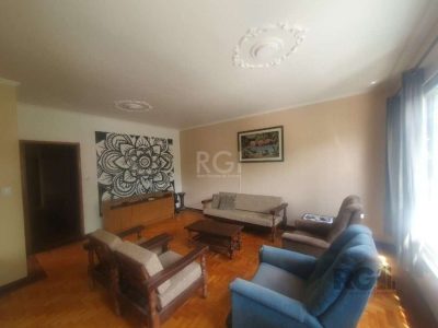 Casa à venda com 347m², 5 quartos, 3 suítes, 1 vaga no bairro Jardim Itu em Porto Alegre - Foto 5