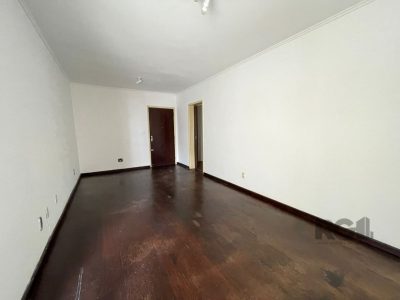 Apartamento à venda com 88m², 3 quartos, 1 vaga no bairro Cristal em Porto Alegre - Foto 3