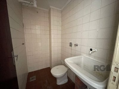 Apartamento à venda com 88m², 3 quartos, 1 vaga no bairro Cristal em Porto Alegre - Foto 7