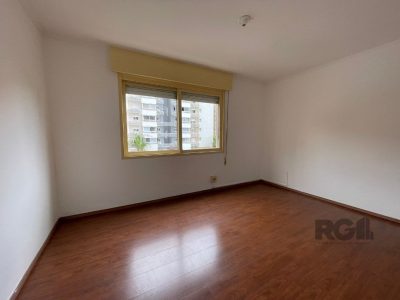 Apartamento à venda com 88m², 3 quartos, 1 vaga no bairro Cristal em Porto Alegre - Foto 10