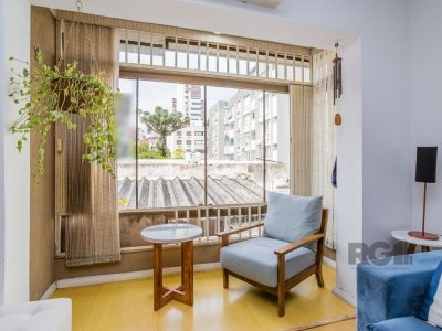 Apartamento à venda com 62m², 2 quartos, 1 suíte, 1 vaga no bairro Petrópolis em Porto Alegre - Foto 8