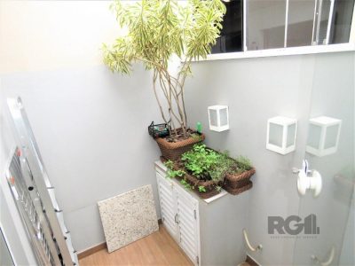 Casa Condominio à venda com 83m², 2 quartos, 1 suíte, 1 vaga no bairro Humaitá em Porto Alegre - Foto 11