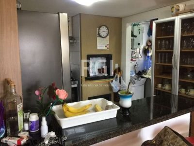 Apartamento à venda com 91m², 3 quartos, 1 vaga no bairro Partenon em Porto Alegre - Foto 6