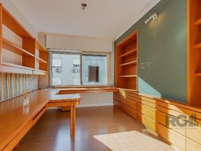 Apartamento à venda com 283m², 4 quartos, 1 suíte, 2 vagas no bairro Moinhos de Vento em Porto Alegre - Foto 28