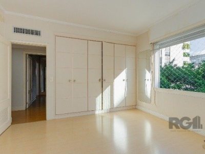 Apartamento à venda com 283m², 4 quartos, 1 suíte, 2 vagas no bairro Moinhos de Vento em Porto Alegre - Foto 19