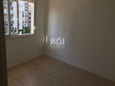 Apartamento à venda com 158m², 4 quartos, 4 suítes, 3 vagas no bairro Menino Deus em Porto Alegre - Foto 4