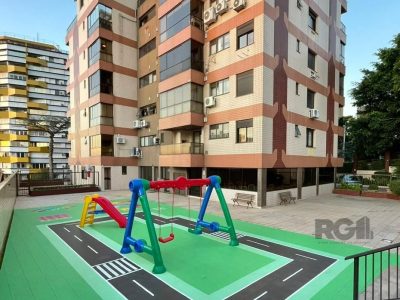 Apartamento à venda com 310m², 3 quartos, 1 suíte, 3 vagas no bairro Santa Tereza em Porto Alegre - Foto 2