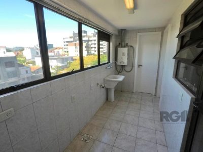 Apartamento à venda com 310m², 3 quartos, 1 suíte, 3 vagas no bairro Santa Tereza em Porto Alegre - Foto 17