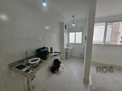 Apartamento à venda com 68m², 3 quartos, 1 suíte, 1 vaga no bairro Cristo Redentor em Porto Alegre - Foto 6