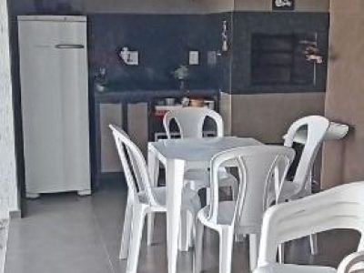 Casa à venda com 190m², 3 quartos, 3 suítes, 3 vagas no bairro Cristal em Porto Alegre - Foto 9