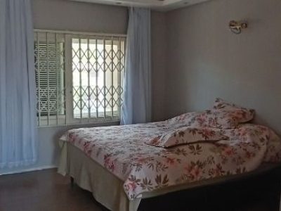 Casa à venda com 190m², 3 quartos, 3 suítes, 3 vagas no bairro Cristal em Porto Alegre - Foto 22