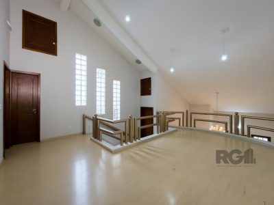 Casa à venda com 260m², 4 quartos, 2 suítes, 3 vagas no bairro Glória em Porto Alegre - Foto 38