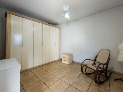 Casa à venda com 260m², 4 quartos, 2 suítes, 3 vagas no bairro Glória em Porto Alegre - Foto 55