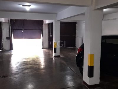 Apartamento à venda com 95m², 3 quartos, 1 vaga no bairro Higienópolis em Porto Alegre - Foto 12