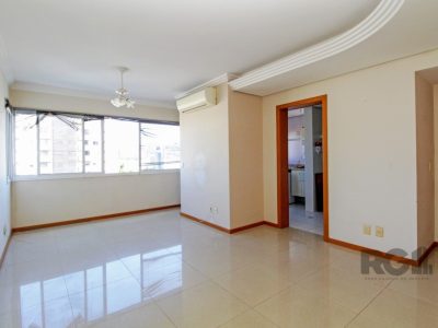 Apartamento à venda com 72m², 2 quartos, 1 suíte, 2 vagas no bairro Menino Deus em Porto Alegre - Foto 11