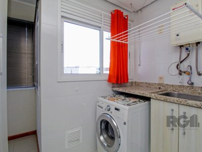 Apartamento à venda com 72m², 2 quartos, 1 suíte, 2 vagas no bairro Menino Deus em Porto Alegre - Foto 16