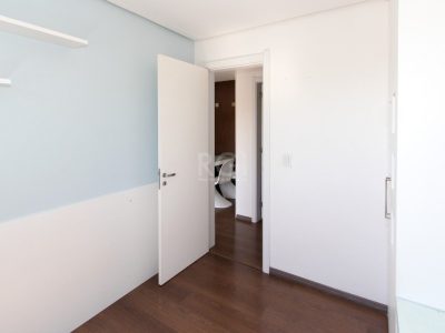 Apartamento à venda com 62m², 2 quartos, 1 suíte, 1 vaga no bairro Cristal em Porto Alegre - Foto 18