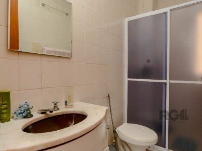 Apartamento à venda com 178m², 3 quartos, 1 vaga no bairro Partenon em Porto Alegre - Foto 2