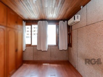 Apartamento à venda com 178m², 3 quartos, 1 vaga no bairro Partenon em Porto Alegre - Foto 6