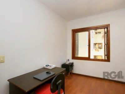 Apartamento à venda com 178m², 3 quartos, 1 vaga no bairro Partenon em Porto Alegre - Foto 12