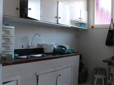 Casa à venda com 221m², 3 quartos, 1 suíte, 4 vagas no bairro Tristeza em Porto Alegre - Foto 12