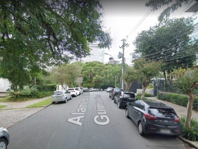 Casa à venda com 324m², 4 quartos, 2 vagas no bairro Três Figueiras em Porto Alegre - Foto 3