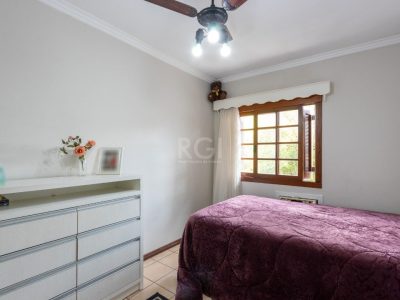 Casa Condominio à venda com 174m², 3 quartos, 1 suíte, 4 vagas no bairro Tristeza em Porto Alegre - Foto 22