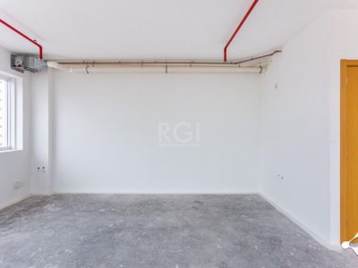 Conjunto/Sala à venda com 144m² no bairro Santana em Porto Alegre - Foto 4