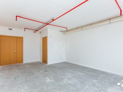 Conjunto/Sala à venda com 144m² no bairro Santana em Porto Alegre - Foto 9