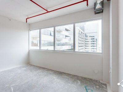 Conjunto/Sala à venda com 144m² no bairro Santana em Porto Alegre - Foto 19