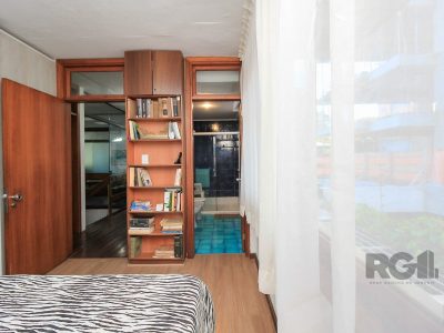 Casa à venda com 480m², 4 quartos, 4 suítes, 4 vagas no bairro Petrópolis em Porto Alegre - Foto 27