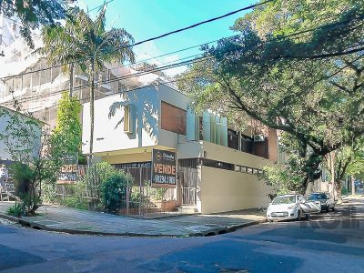 Casa à venda com 480m², 4 quartos, 4 suítes, 4 vagas no bairro Petrópolis em Porto Alegre - Foto 40