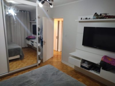 Apartamento à venda com 72m², 3 quartos, 1 suíte, 3 vagas no bairro Higienópolis em Porto Alegre - Foto 8