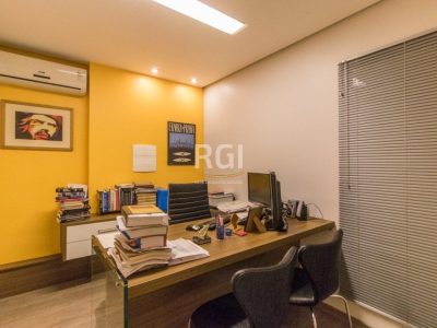 Conjunto/Sala à venda com 98m² no bairro Centro Histórico em Porto Alegre - Foto 12