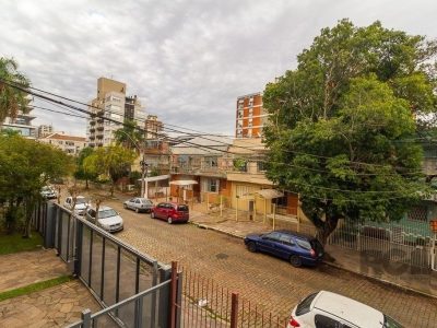 Apartamento à venda com 76m², 2 quartos no bairro Menino Deus em Porto Alegre - Foto 19