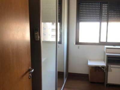 Apartamento à venda com 87m², 2 quartos, 1 suíte, 2 vagas no bairro Rio Branco em Porto Alegre - Foto 17