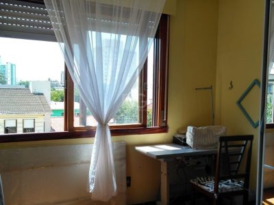 Apartamento à venda com 74m², 2 quartos, 1 vaga no bairro Partenon em Porto Alegre - Foto 12