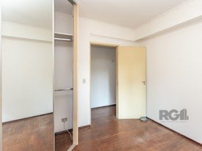 Apartamento à venda com 102m², 3 quartos, 1 suíte, 1 vaga no bairro Moinhos de Vento em Porto Alegre - Foto 13