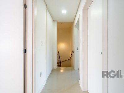 Casa Condominio à venda com 201m², 3 quartos, 1 suíte, 2 vagas no bairro Tristeza em Porto Alegre - Foto 11