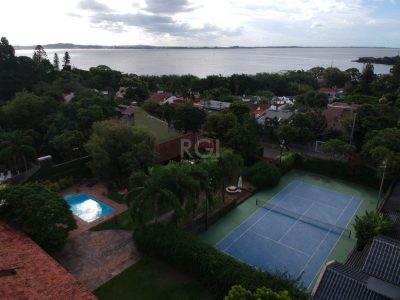 Casa à venda com 418m², 5 quartos, 1 suíte, 6 vagas no bairro Tristeza em Porto Alegre - Foto 29