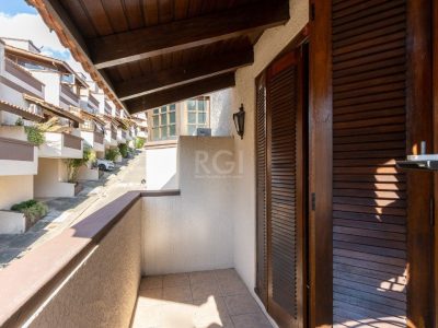 Casa Condominio à venda com 211m², 3 quartos, 1 suíte, 2 vagas no bairro Tristeza em Porto Alegre - Foto 19